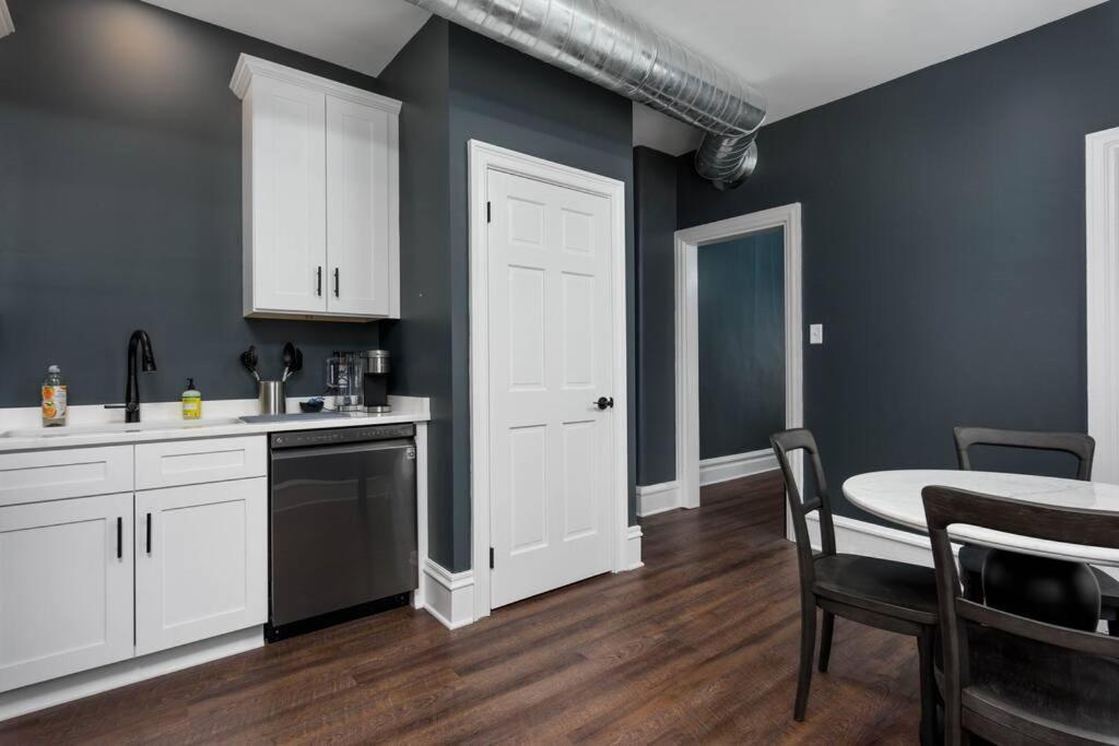 Flats On Front - Riverfront Gem Fast Wi-Fi 3F Harrisburg Exterior foto